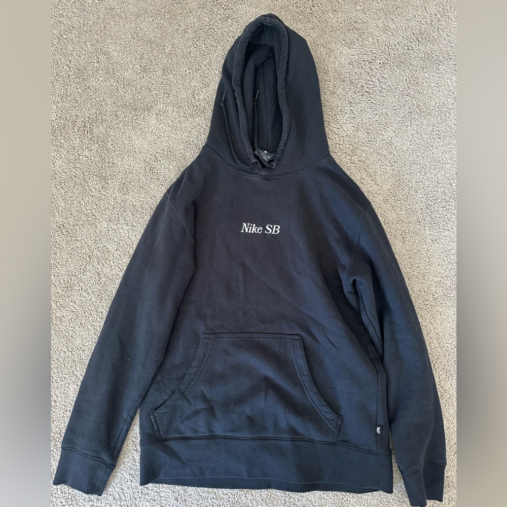 Men’s size small Nike hoodie